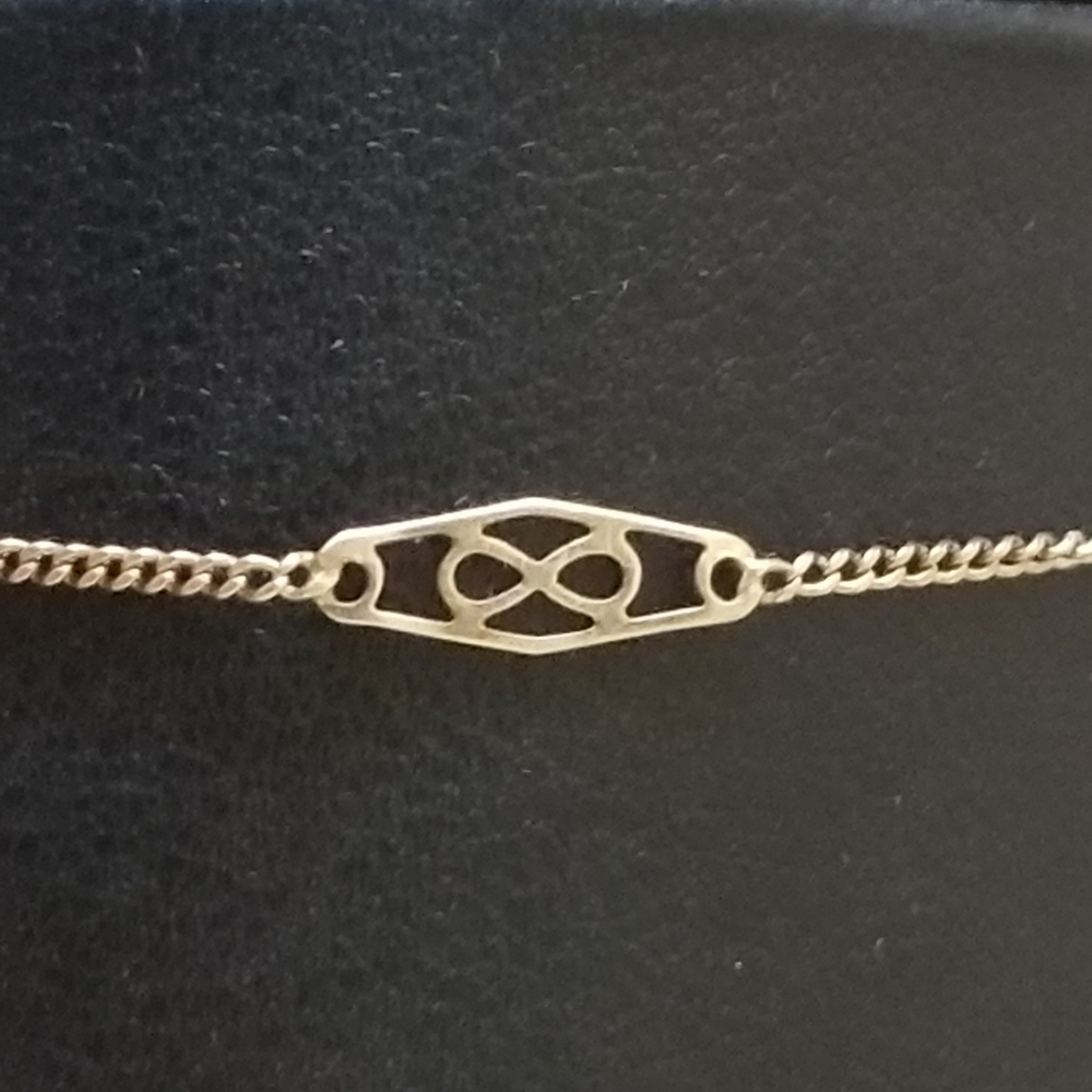 10k Gold Infinity Scroll Bracelet - image 3
